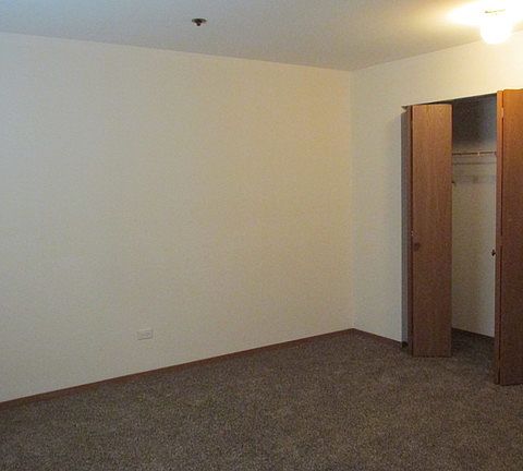 5th image of 971 Charlela Ln