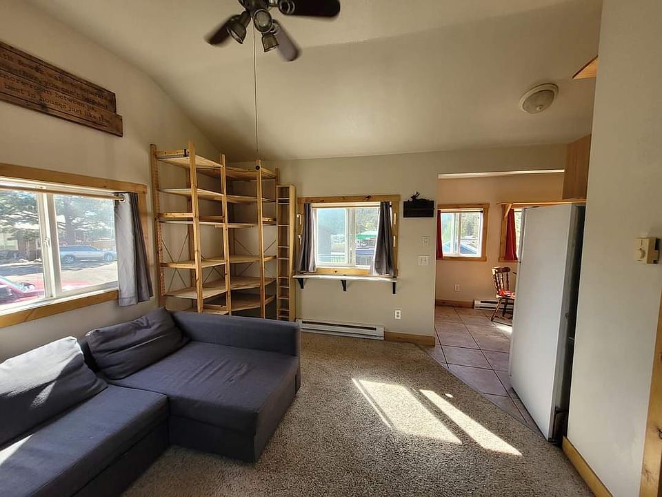 Couch is no longer included