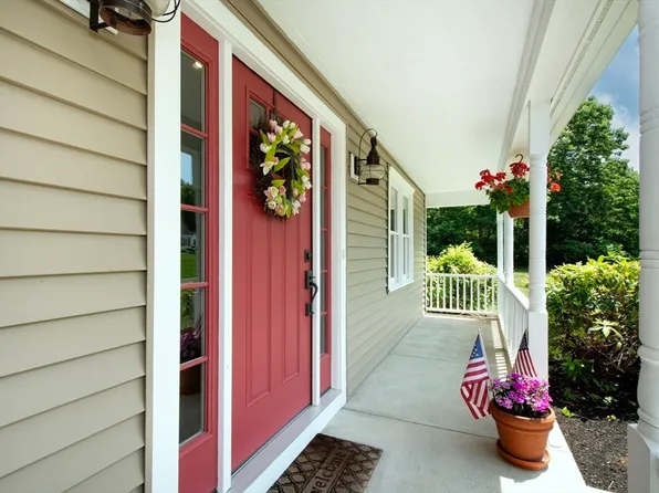 13 Deer Run Rd, Kingston, MA 02364