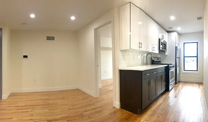 Rented by Zjama Realty Corp | media 33