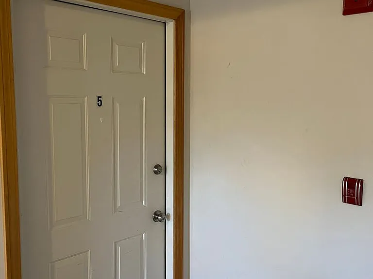998 Washington St #3 — Photo 9