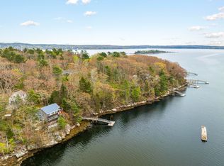 35 Barrows Rd, Boothbay Harbor, ME 04538