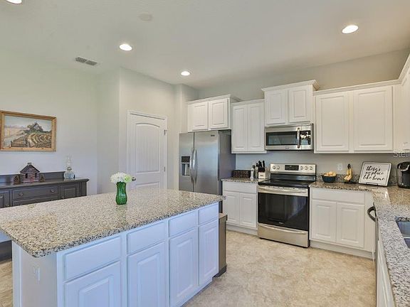 5th image of 2438 Silver View Dr