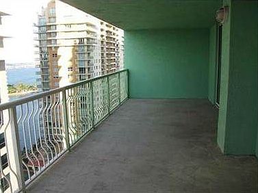 1200 BRICKELL BAY DR # 3112 5