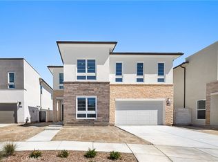 27385 Dialogue Way, Valencia, CA 91381