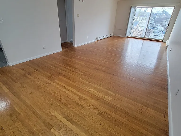 480 Norfolk St — Photo 10