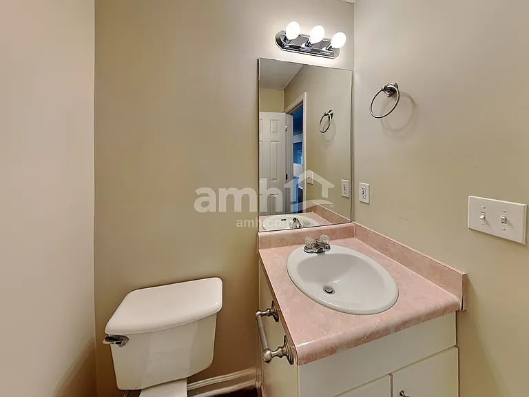 4445 Tuckahoe Ct — Photo 19