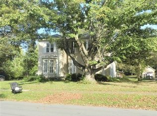 S Church St, Trenton, TN 38382