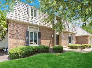 3 Le Mans Ct, Prairie Village, KS 66208
