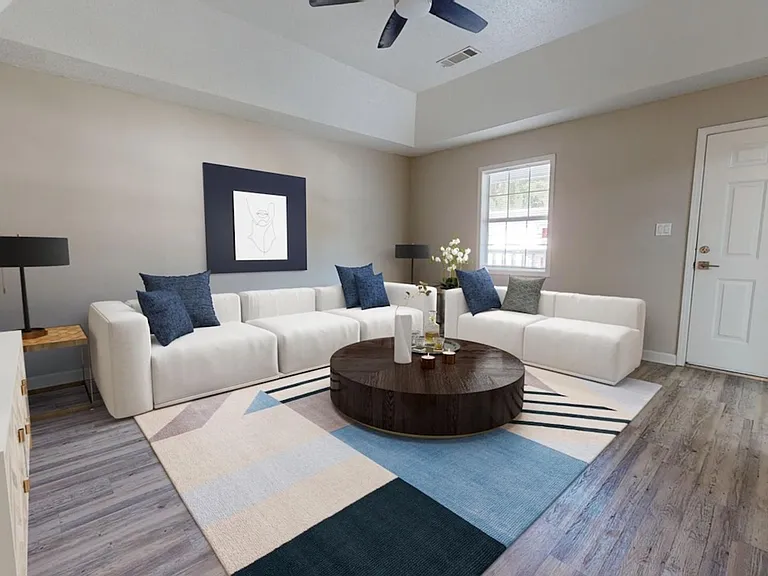 Sun Valley Apartments — Photo 27