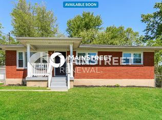303 Elk River Dr, Louisville, KY 40214