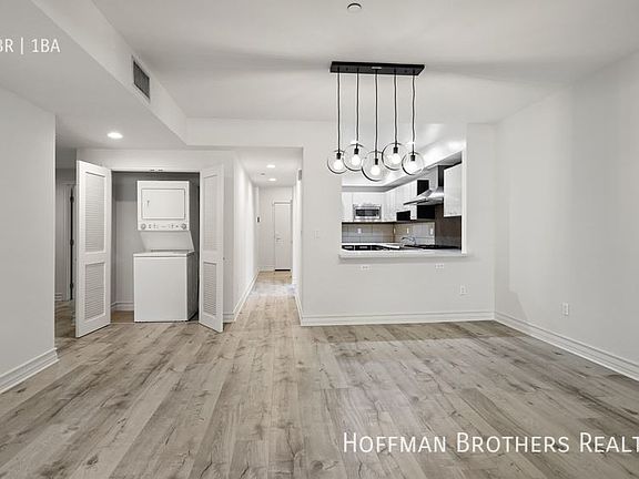 5th image of 105 S Sweetzer Ave #100