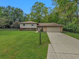 8509 Garnet Dr, Dayton, OH 45458
