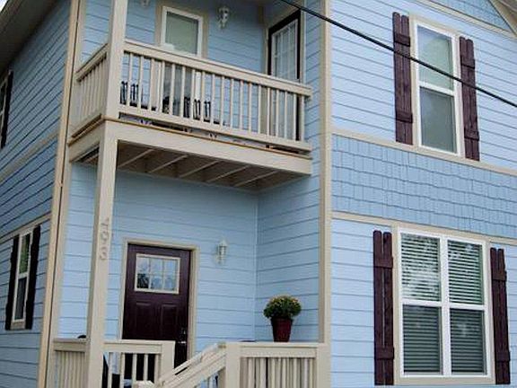 3rd image of 493 Eaves Pl