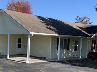 104 Ashton Dr, Campbellsville, KY 42718