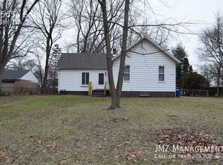 35654 Schley Ave, Westland, MI 48186