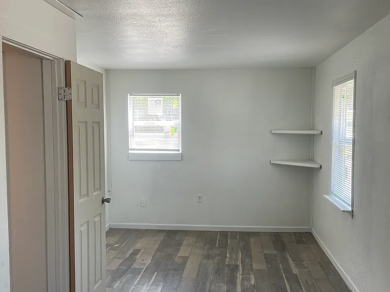 3619 Valley Ridge Dr — Photo 11
