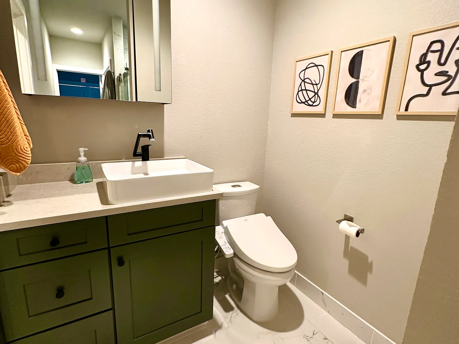 1 bed, 1300 sqft, $1,750 — Photo 4