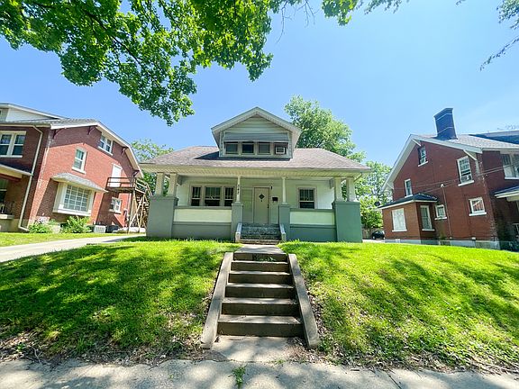 4th image of 342 N Park Ave #11164745