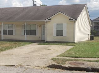 1029 Pinoak Dr, Nicholasville, KY 40356
