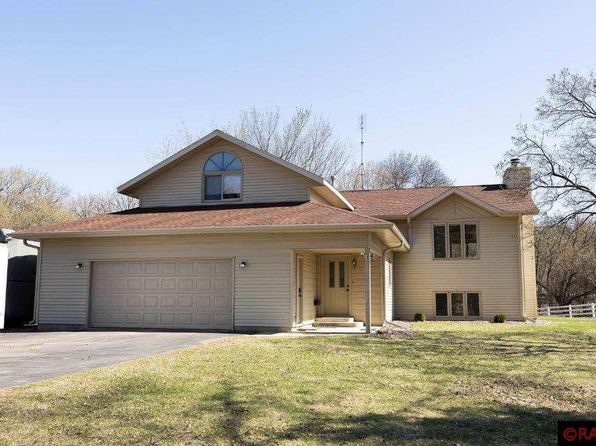 56936 Brookview Ln, New Ulm, MN 56073