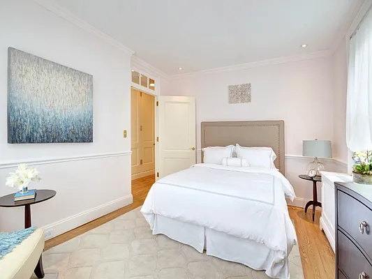 Sold by Sotheby's International Realty | media 17