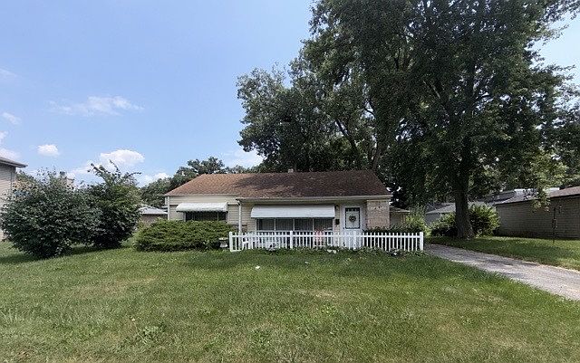 1st image of 327 S Orchard Dr