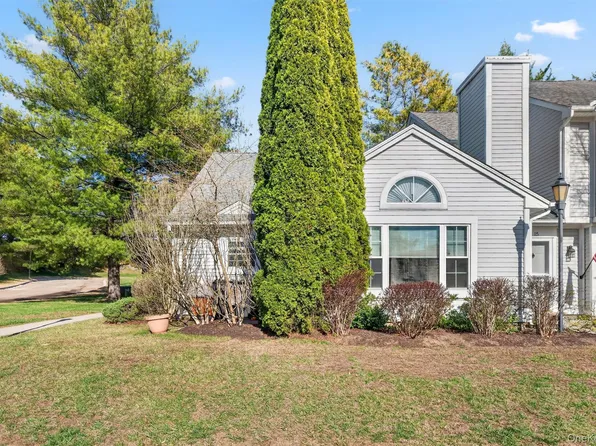 16 Juniper Lane, Pawling, NY 12564