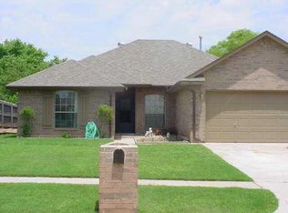 719 Dowden, Mustang, OK 73064