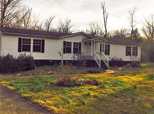 475 Angus Rd, Talladega, AL 35160