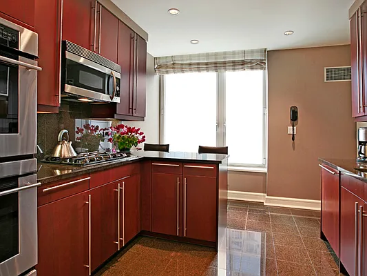 Sold by Sotheby's International Realty | media 8