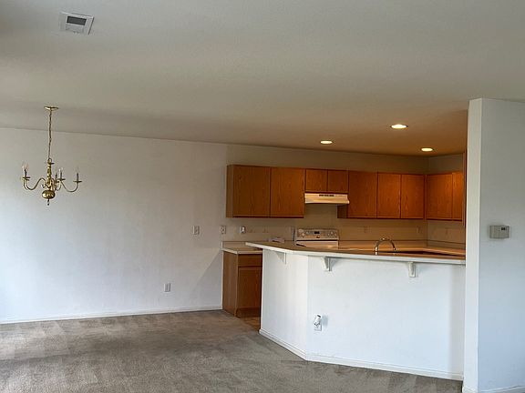 3rd image of 12831 Mayfair Way Unit E