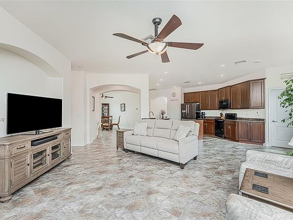 2nd image of 228 Antilla Dr