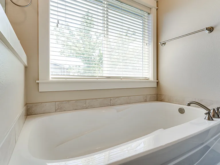 2542 Belle Terra Dr — Photo 17