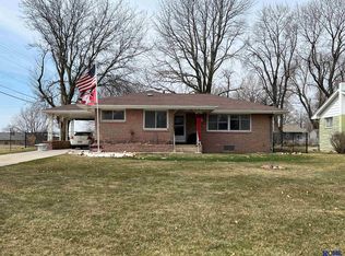 1103 L St, Fairbury, NE 68352