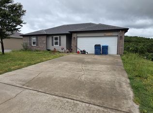487 Amber Ave, Hollister, MO 65672