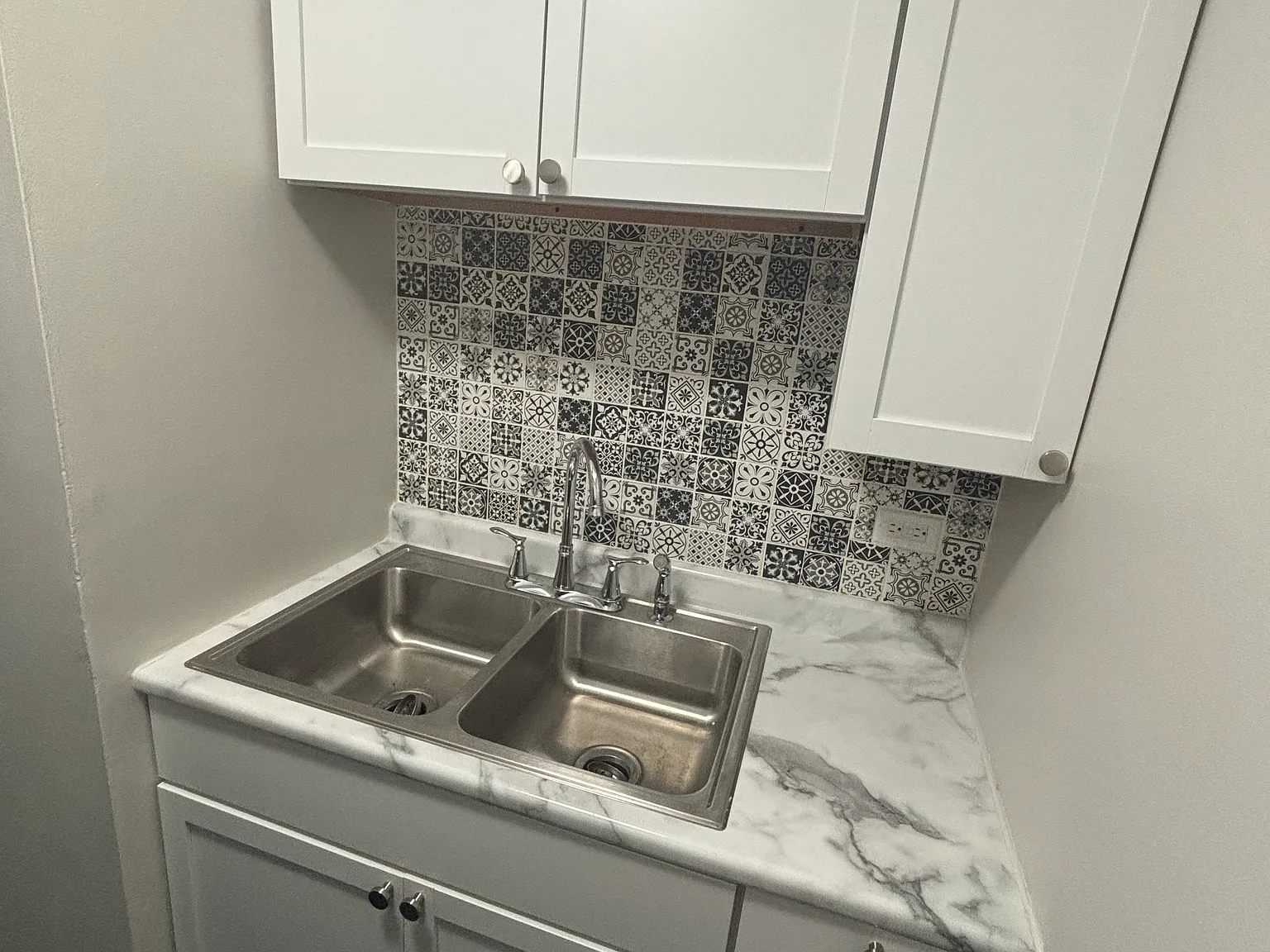 Studio, $1,100 — Photo 2