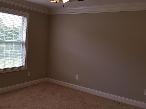4th image of 5814 Metropolitan Way #49
