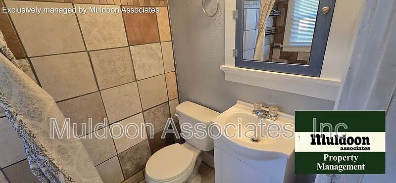 1 bed, 1.0 bath, 1064 sqft, $875 — Photo 2