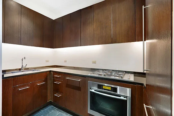 Sold by Level Group | media 5