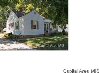 1507 S Clay Ave, South Jacksonville, IL 62650