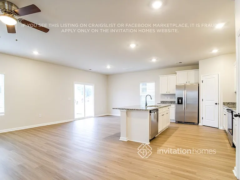 3339 Fox Hall Dr — Photo 4