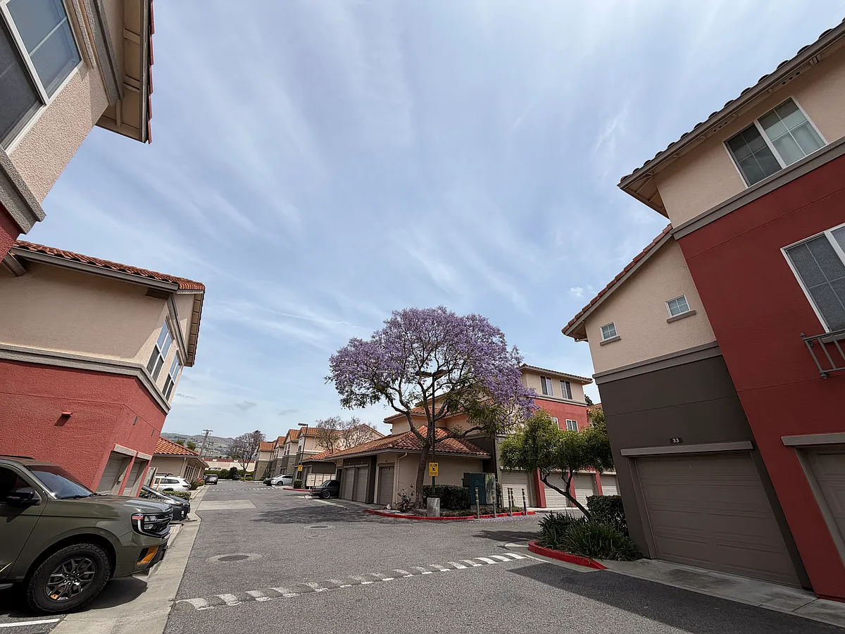 Building Photo - 2177 Alum Rock Ave