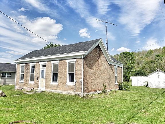 2nd image of 430 Market St Lot 79