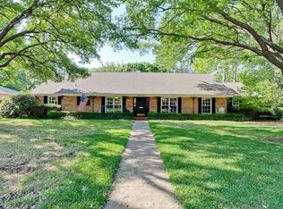 5712 Ridgetown Cir, Dallas, TX 75230