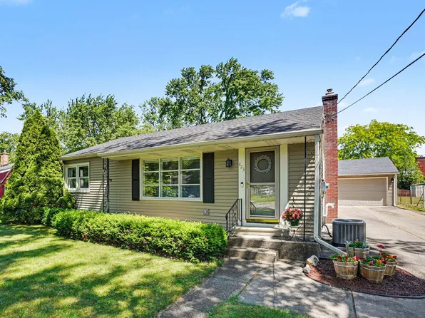 423 E Glenguile St, Parchment, MI 49004