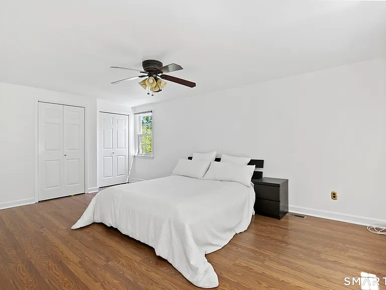 60 Greenwich Hills Dr #60 — Photo 11