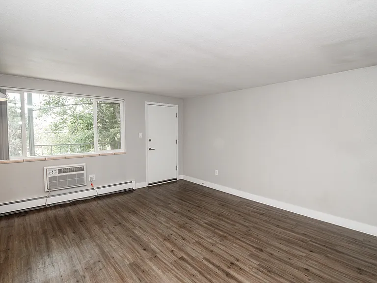 2441 S. York St. — Photo 32