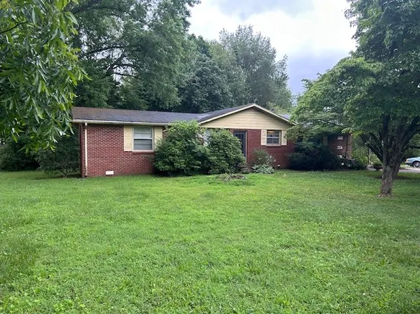 2825 Lylewood Rd, Woodlawn, TN 37191