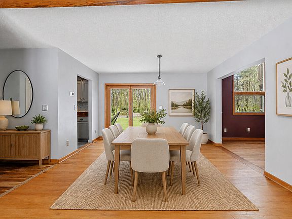5th image of 903 Cram Ln